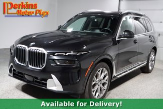 Used 2024 BMW X7 xDrive40i w/ Premium Package image 1