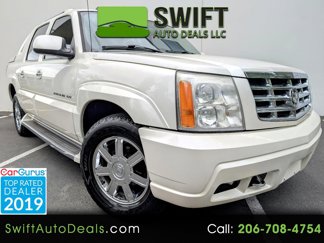 Used 2005 Cadillac Escalade EXT image 1