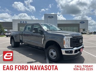 New 2025 Ford F350 XL image 1