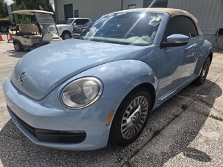 Used 2013 Volkswagen Beetle 2.5 image 1