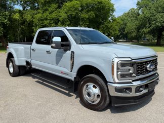 Used 2024 Ford F350 Platinum image 1