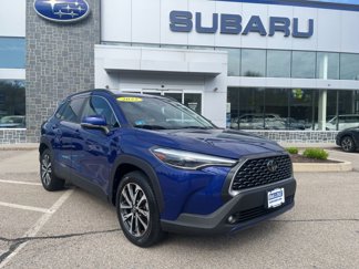 Used 2022 Toyota Corolla Cross XLE image 1