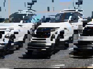 New 2026 Chevrolet Equinox LT w/ Convenience Package II image 1