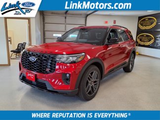 New 2025 Ford Explorer ST image 1