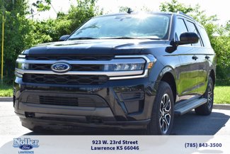 Used 2022 Ford Expedition XLT image 1