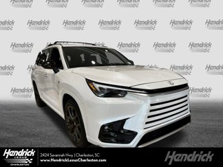 New 2026 Lexus TX 500h AWD image 1
