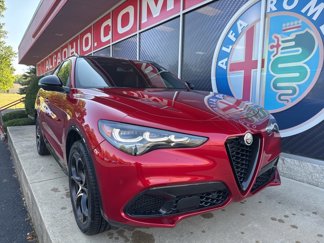 New 2025 Alfa Romeo Stelvio Sprint image 1