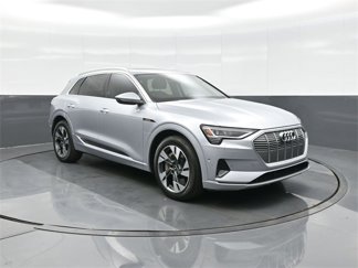 Used 2022 Audi e-tron Premium Plus w/ Premium Plus Package image 1