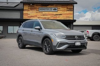 Used 2024 Volkswagen Tiguan SE image 1