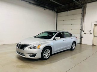 Used 2015 Nissan Altima 2.5 S image 1