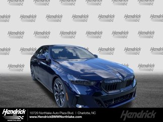 Used 2025 BMW i5 eDrive40i w/ M Sport Package image 1