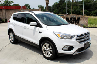 Used 2018 Ford Escape SE w/ Ford Safe & Smart Package image 1