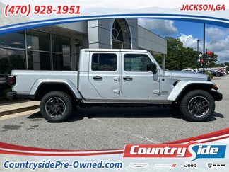 Used 2023 Jeep Gladiator Overland image 1