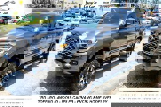 Used 2023 Toyota Tacoma TRD Off-Road image 1