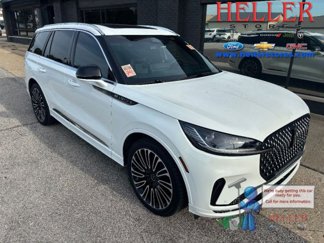 Used 2025 Lincoln Aviator Black Label image 1