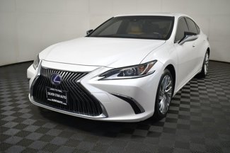 Used 2019 Lexus ES 300h image 1
