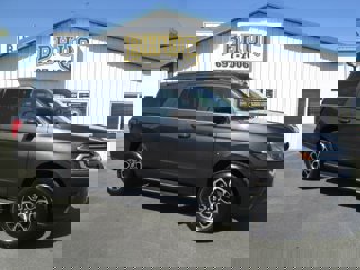 Used 2023 Ford Expedition Max XLT image 1