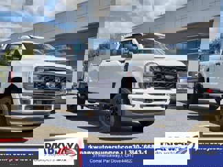 New 2026 Ford F250 4x4 Crew Cab Super Duty image 1