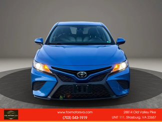Used 2019 Toyota Camry SE w/ Carpet Mat Package image 1