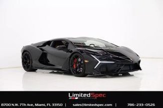 Used 2024 Lamborghini Revuelto image 1