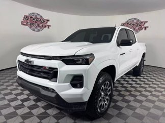 Used 2024 Chevrolet Colorado Z71 w/ Z71 Convenience Package 2 image 1