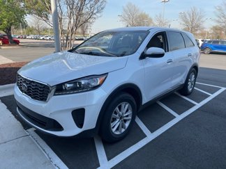 Used 2019 Kia Sorento LX image 1