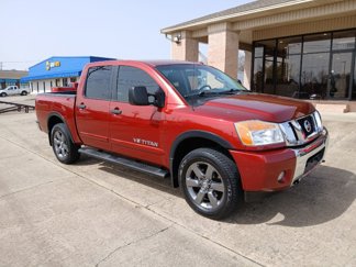 Used 2015 Nissan Titan SV w/ SV Value Truck Package image 1