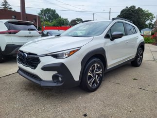 Used 2024 Subaru Crosstrek 2.0i Premium image 1