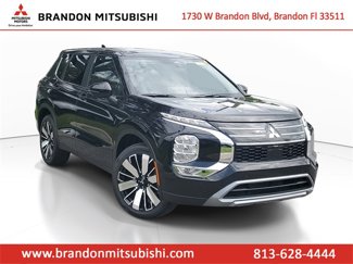 New 2025 Mitsubishi Outlander SE image 1