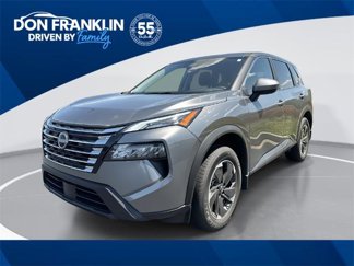 Certified 2025 Nissan Rogue SV image 1