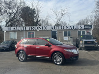 Used 2013 Lincoln MKX FWD image 1