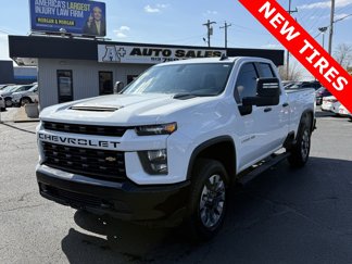 Used 2023 Chevrolet Silverado 2500 Custom w/ Custom Convenience Package image 1