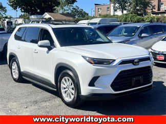 Used 2025 Toyota Grand Highlander AWD Hybrid image 1