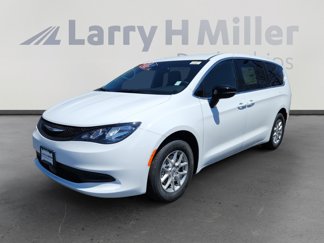 New 2025 Chrysler Voyager LX image 1