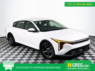 Used 2025 Kia K4 LXS image 1