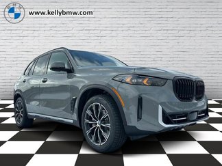 New 2025 BMW X5 xDrive40i w/ Parking Assistance Package image 1
