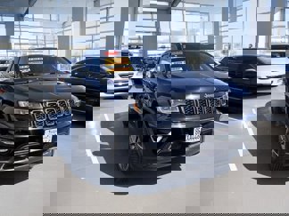 Used 2020 Jeep Grand Cherokee Limited image 1