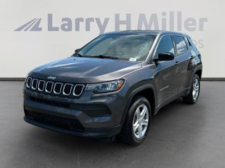 Used 2024 Jeep Compass Sport image 1