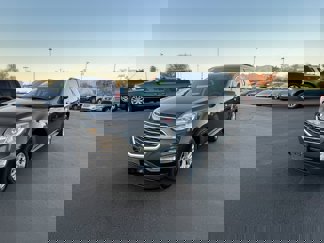 Used 2017 Chevrolet Equinox LT w/ Convenience Package image 1