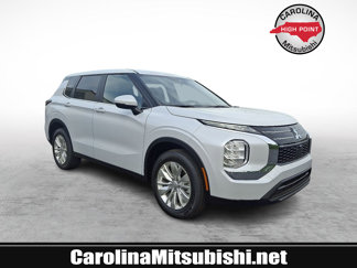 New 2025 Mitsubishi Outlander ES image 1