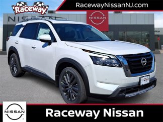 New 2025 Nissan Pathfinder SL w/ SL Premium Package image 1