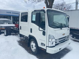 New 2025 Chevrolet Low Cab Forward image 1