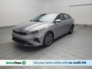 Used 2023 Kia Forte LXS image 1