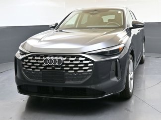 New 2025 Audi Q5 Prestige image 1