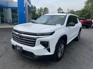 New 2026 Chevrolet Traverse LT image 1