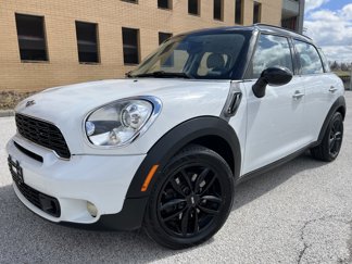 Used 2012 MINI Cooper Countryman S image 1
