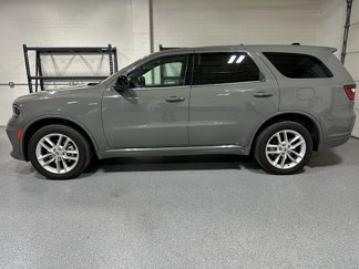 Used 2023 Dodge Durango GT image 1