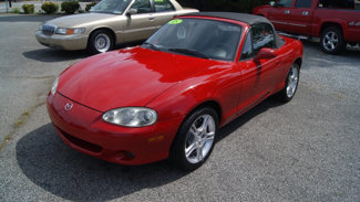 Used 2005 MAZDA MX-5 Miata w/ Convenience Pkg image 1