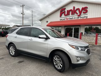 Used 2021 Chevrolet Equinox LT image 1