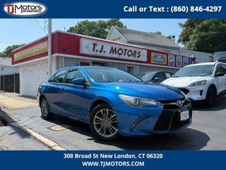 Used 2017 Toyota Camry LE image 1